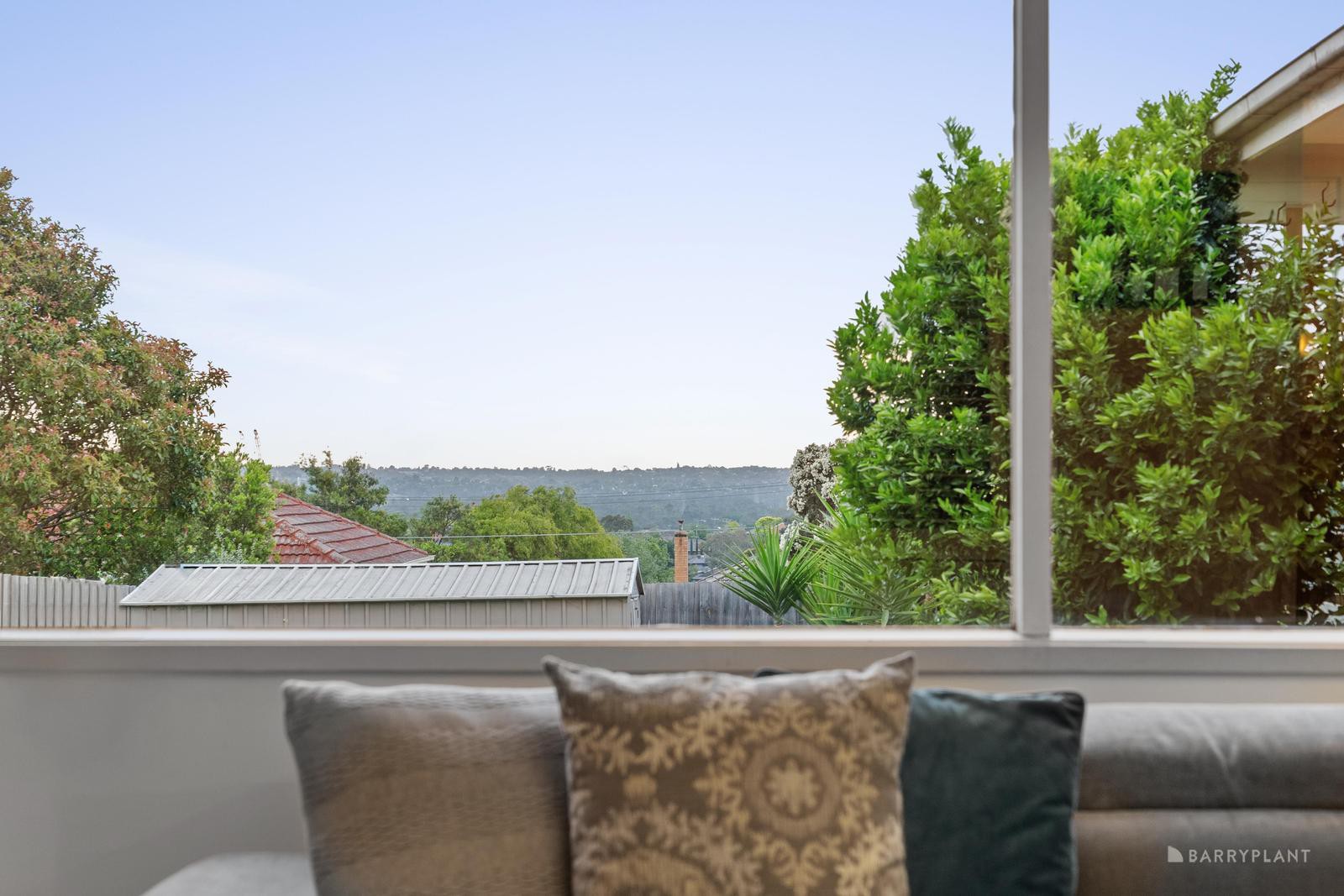 4 Meyrick Crescent, Viewbank, VIC 3084, Viewbank - Thumbnail 5