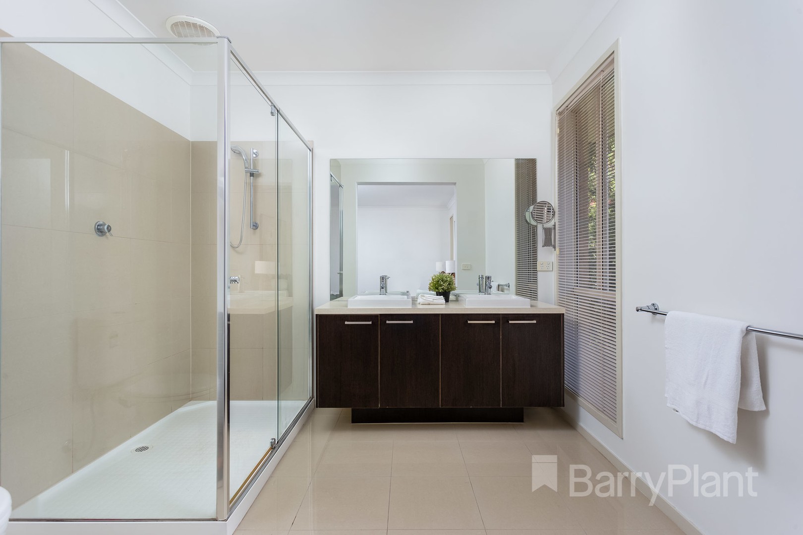 4 Middle Park Drive, Sanctuary Lakes, VIC 3030, Sanctuary Lakes - Thumbnail 8