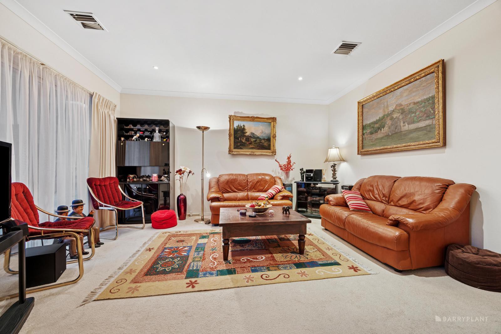 4 Mintleaf Grove, Mitcham, VIC 3132 - Thumbnail 2 - 27/06/2025