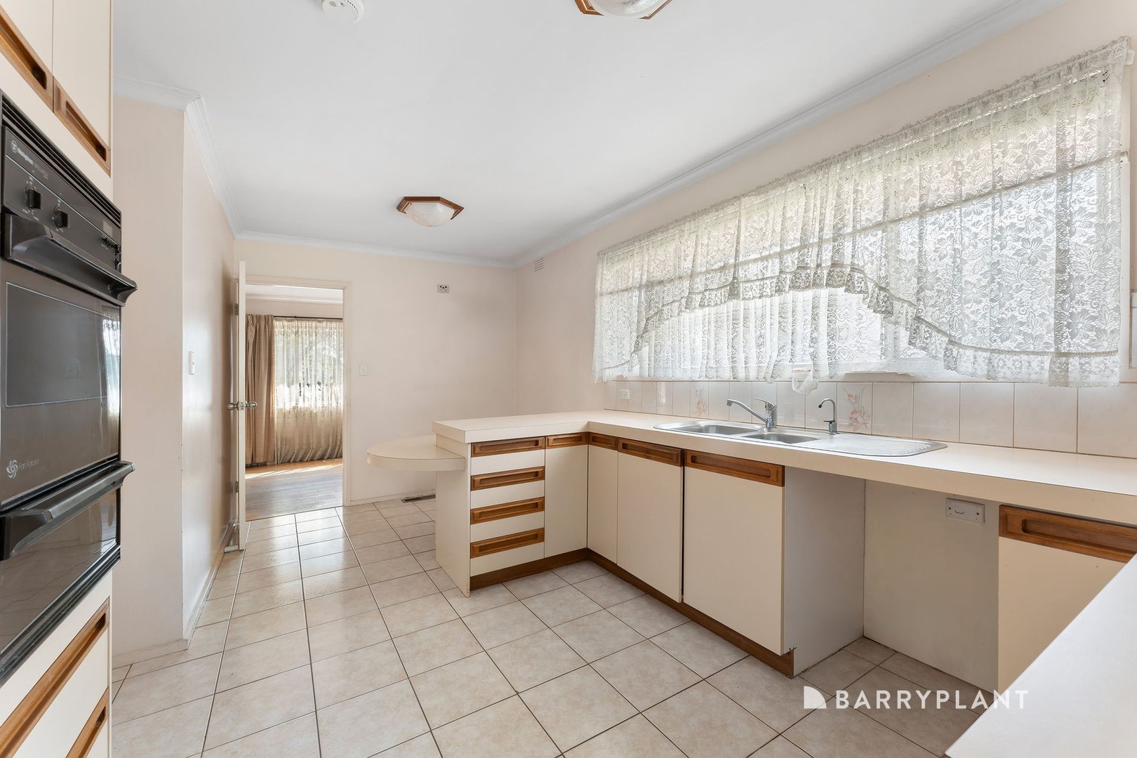 4 Mitre Crescent, Bayswater, VIC 3153, Bayswater - Thumbnail 3