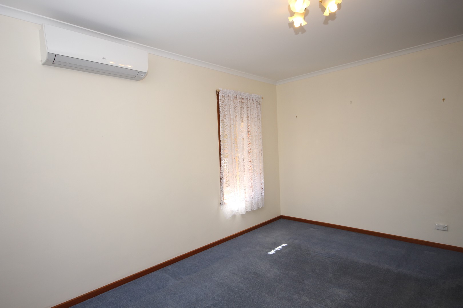 4 Molesworth Drive, Highton, VIC 3216, Highton - Thumbnail 3