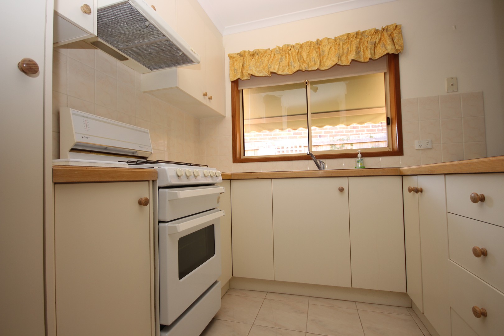 4 Molesworth Drive, Highton, VIC 3216, Highton - Thumbnail 7