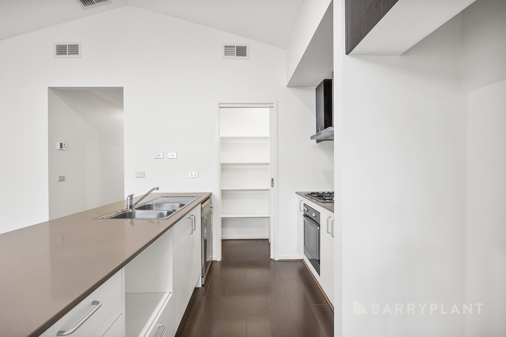 4 Moorcroft Terrace, Officer, VIC 3809 - Thumbnail 2 - 19/03/2026