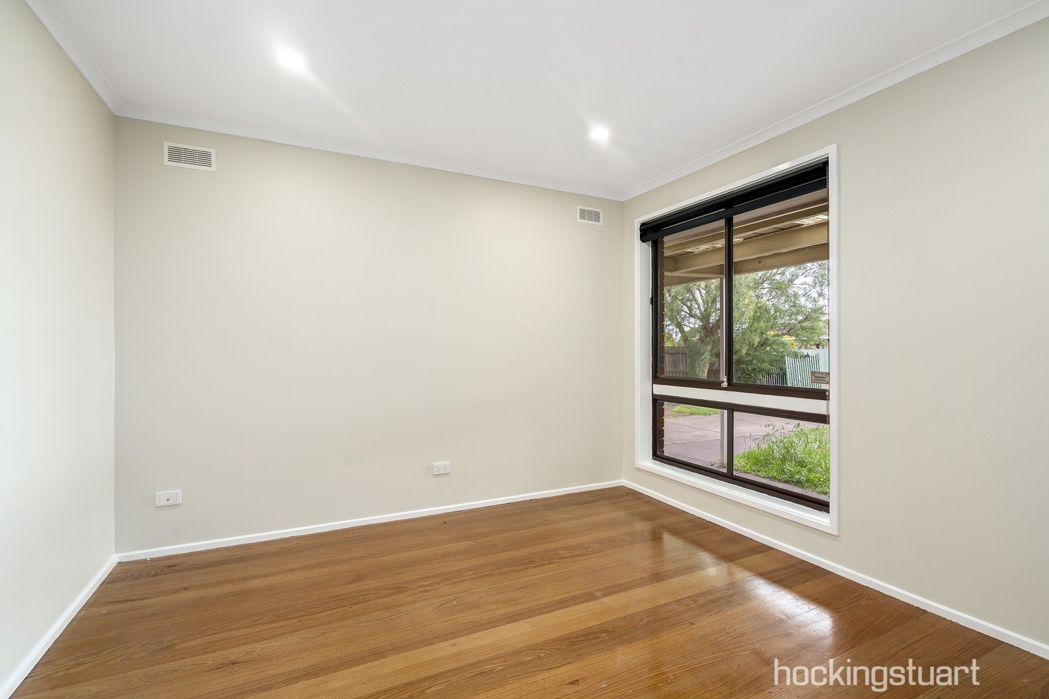 4 Moss Street, Melton South, VIC 3338, Melton South - Thumbnail 7