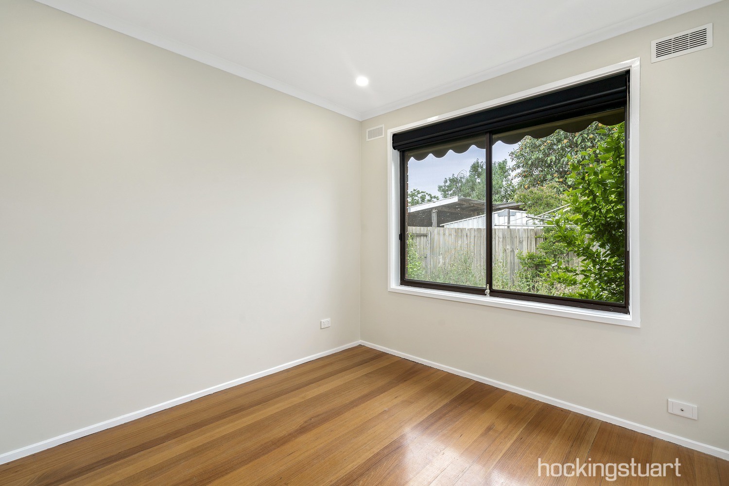 4 Moss Street, Melton South, VIC 3338, Melton South - Thumbnail 8