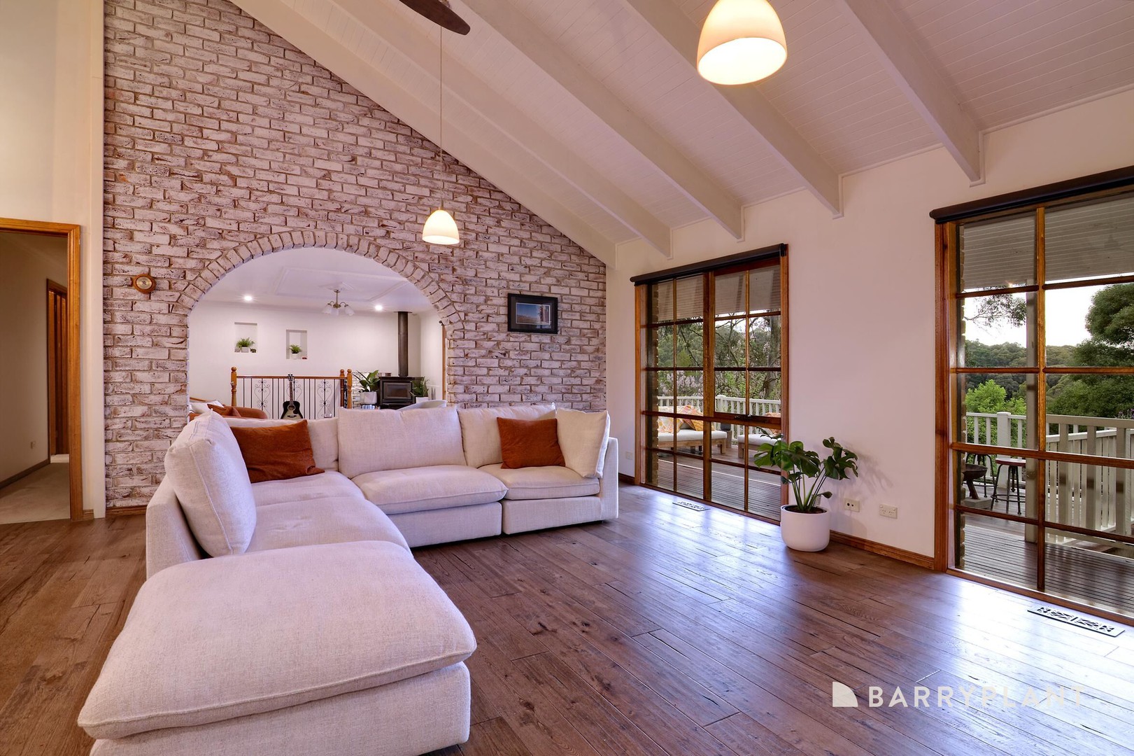 4 Mountain Avenue, Emerald, VIC 3782, Emerald - Thumbnail 2