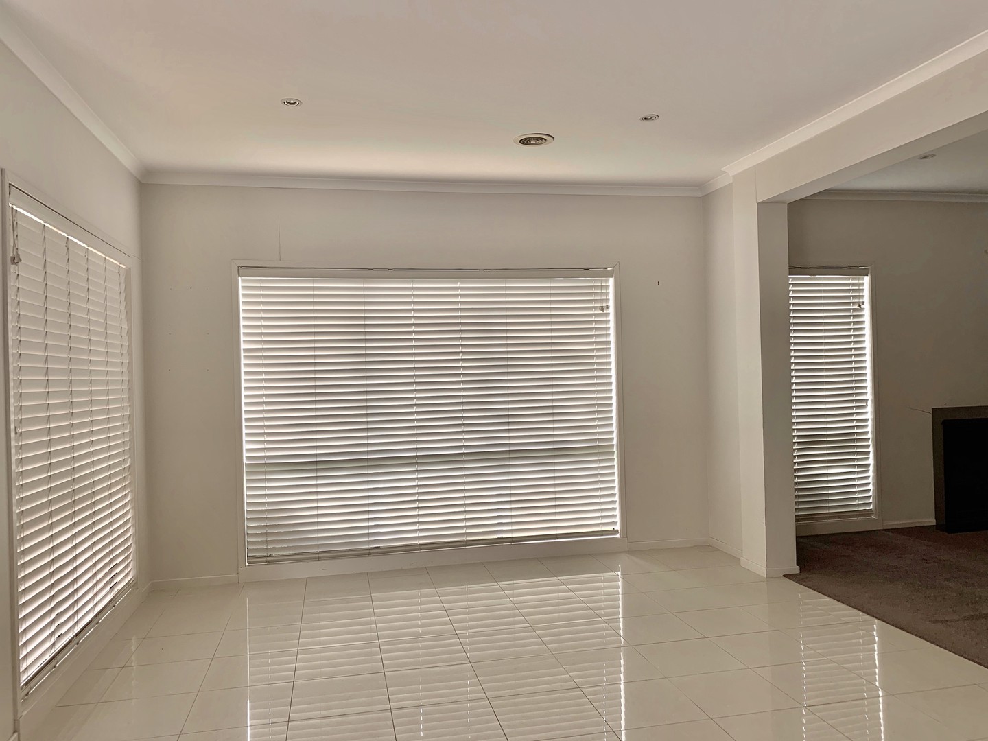 4 Muirhead Gardens, Caroline Springs, VIC 3023, Caroline Springs - Thumbnail 5