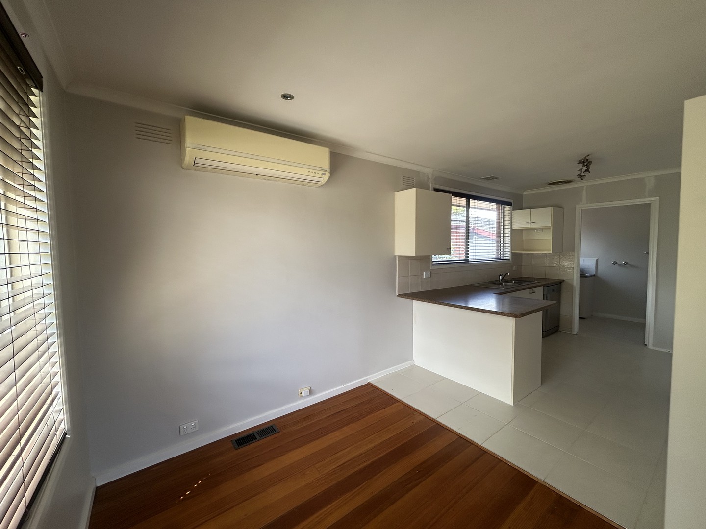 4 Murene Court, Boronia, VIC 3155, Boronia - Thumbnail 4