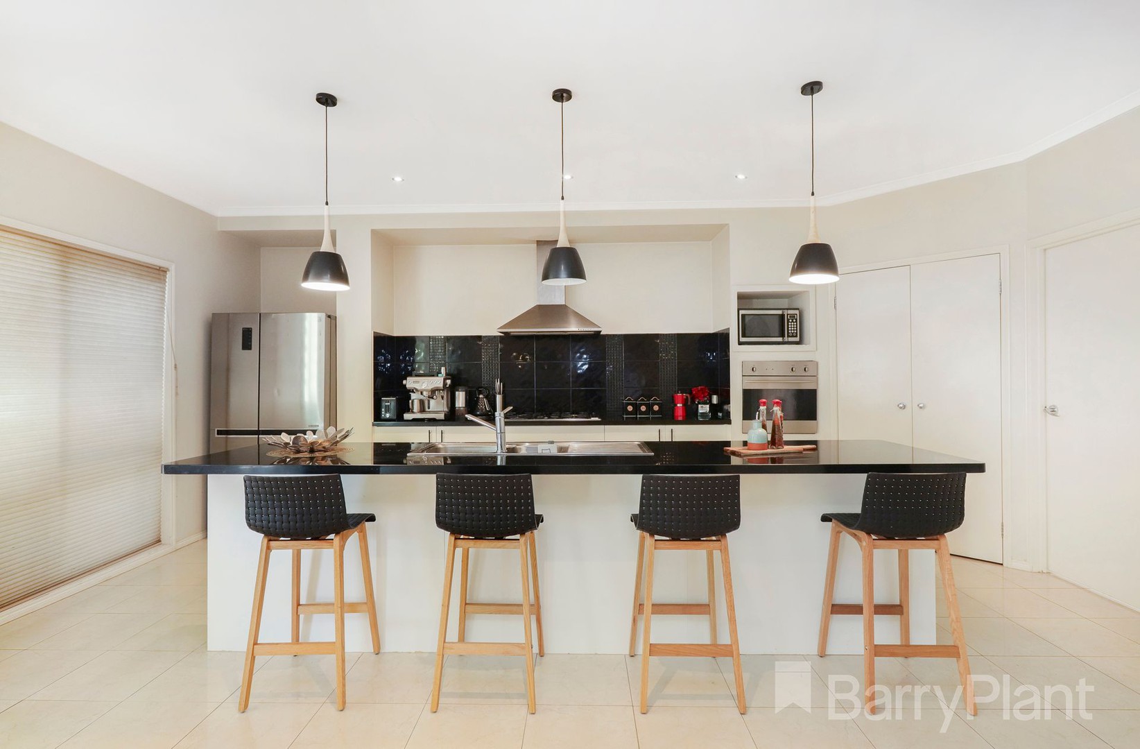 4 Nairn CourtGreenvale, VIC 3059, Greenvale - Thumbnail 6
