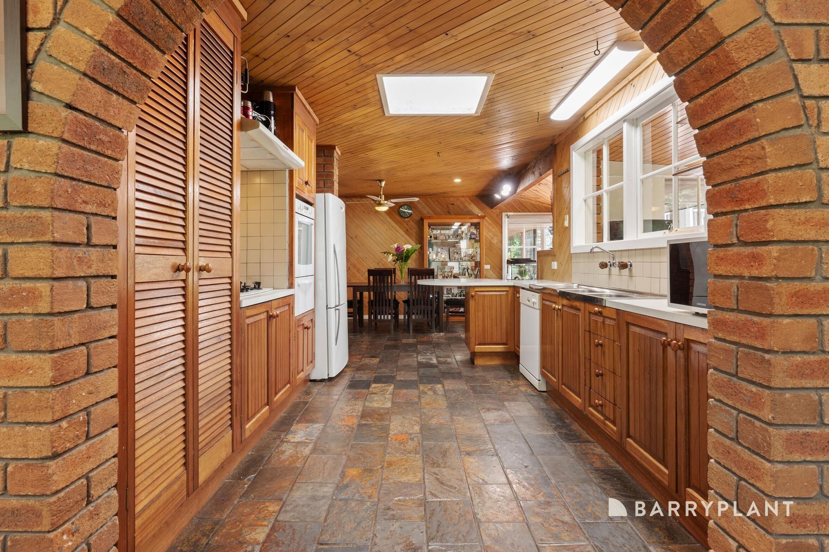 4 Nangana Street, Cockatoo, VIC 3781, Cockatoo - Thumbnail 5