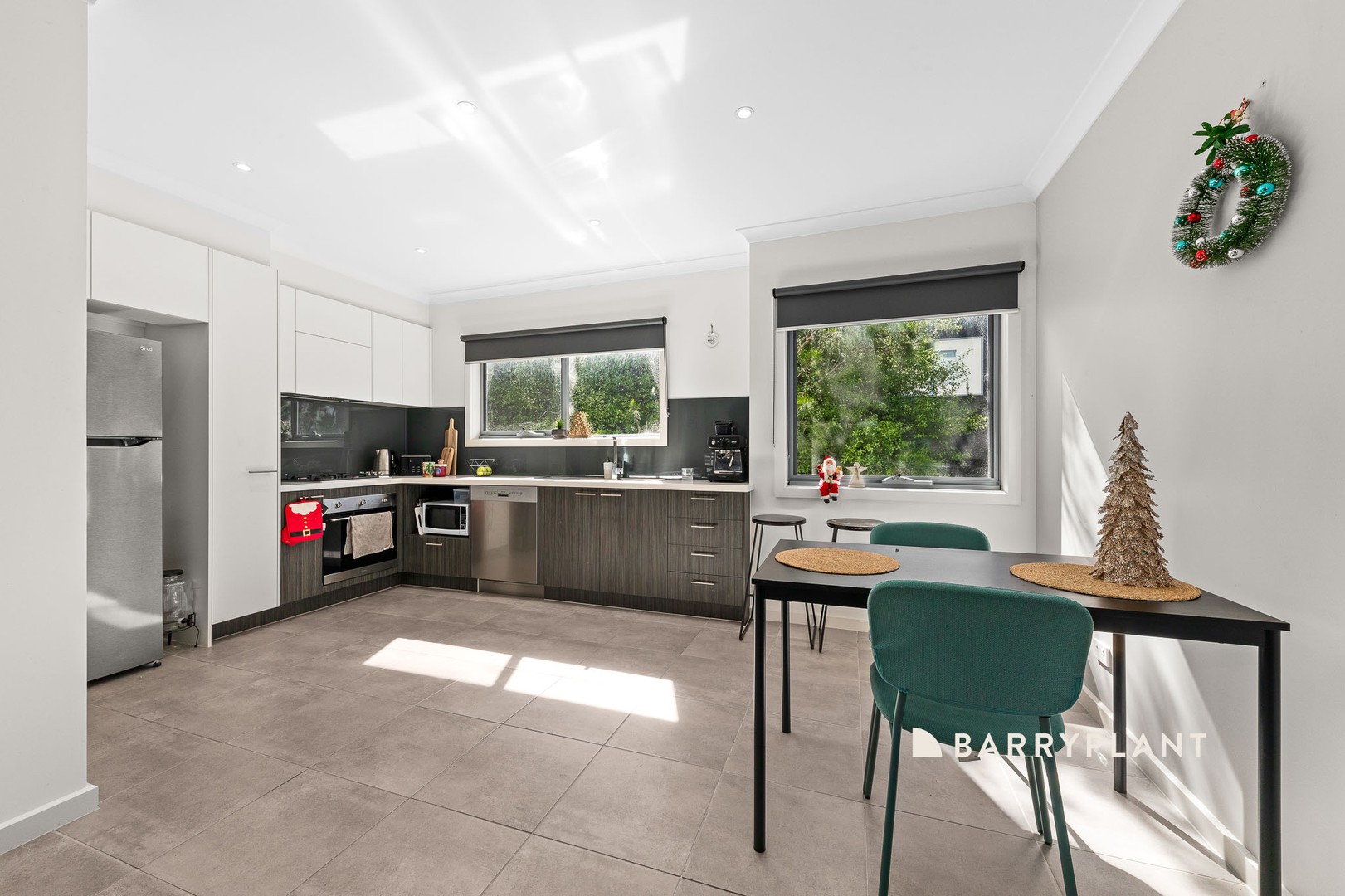 4 Narrows Court, Safety Beach, VIC 3936 - Thumbnail 2 - 28/02/2025