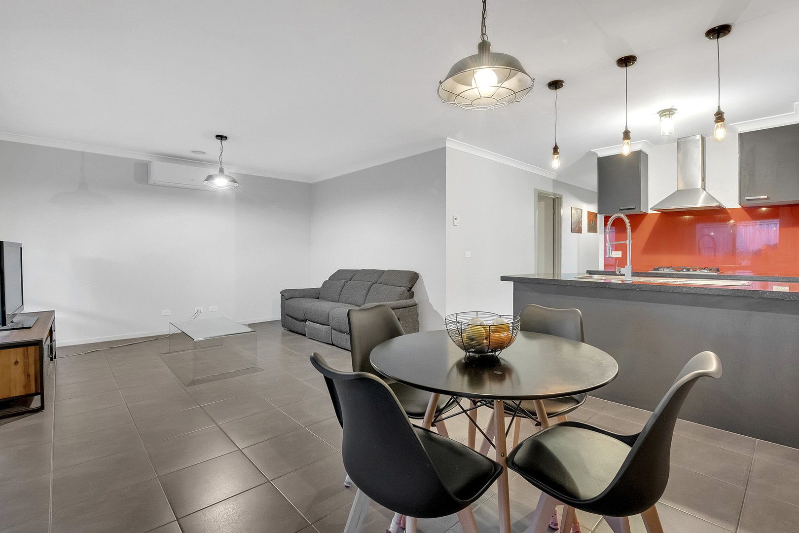 4 Nebula Crescent, Mickleham, VIC 3064, Mickleham - Thumbnail 6