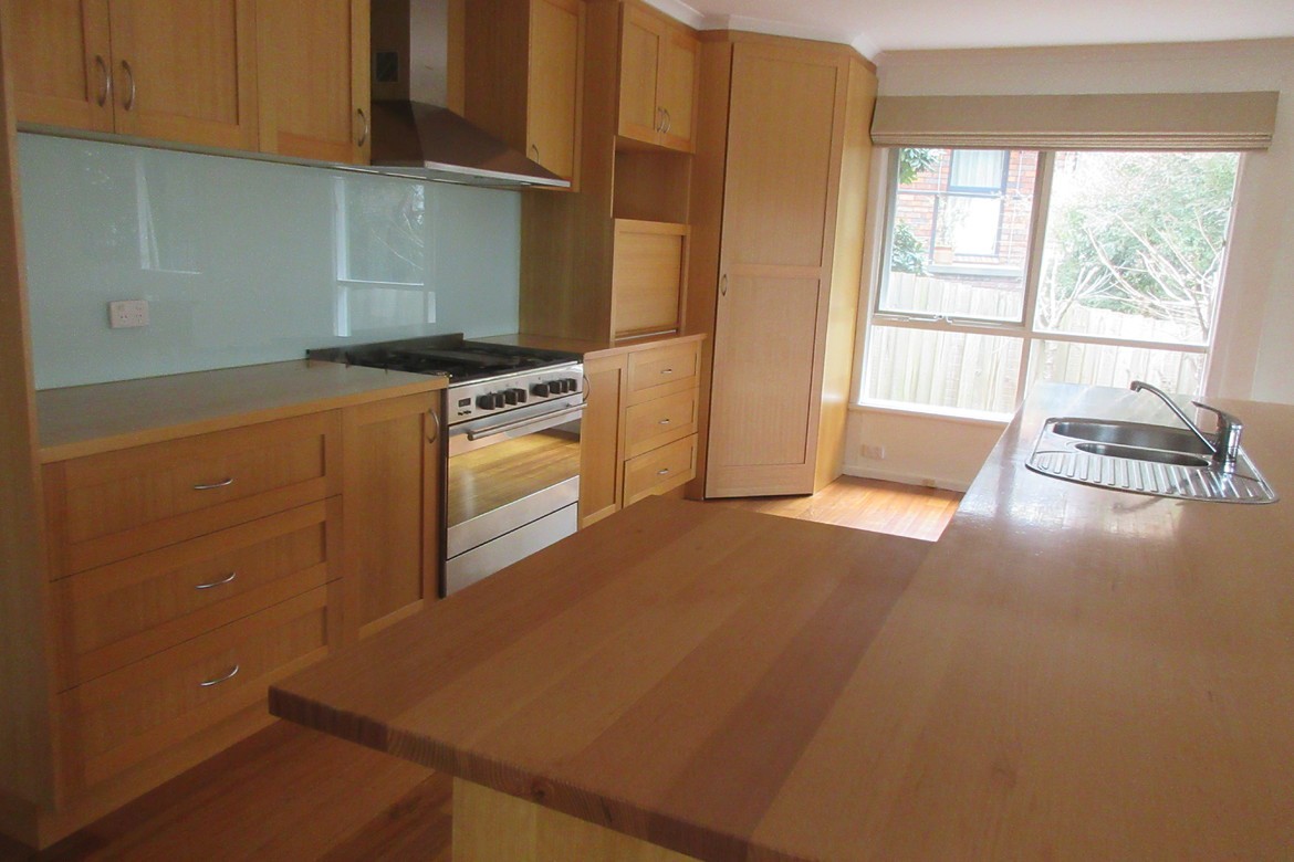 4 Nelson Road, Croydon, VIC 3136 - Thumbnail 2 - 05/09/2017