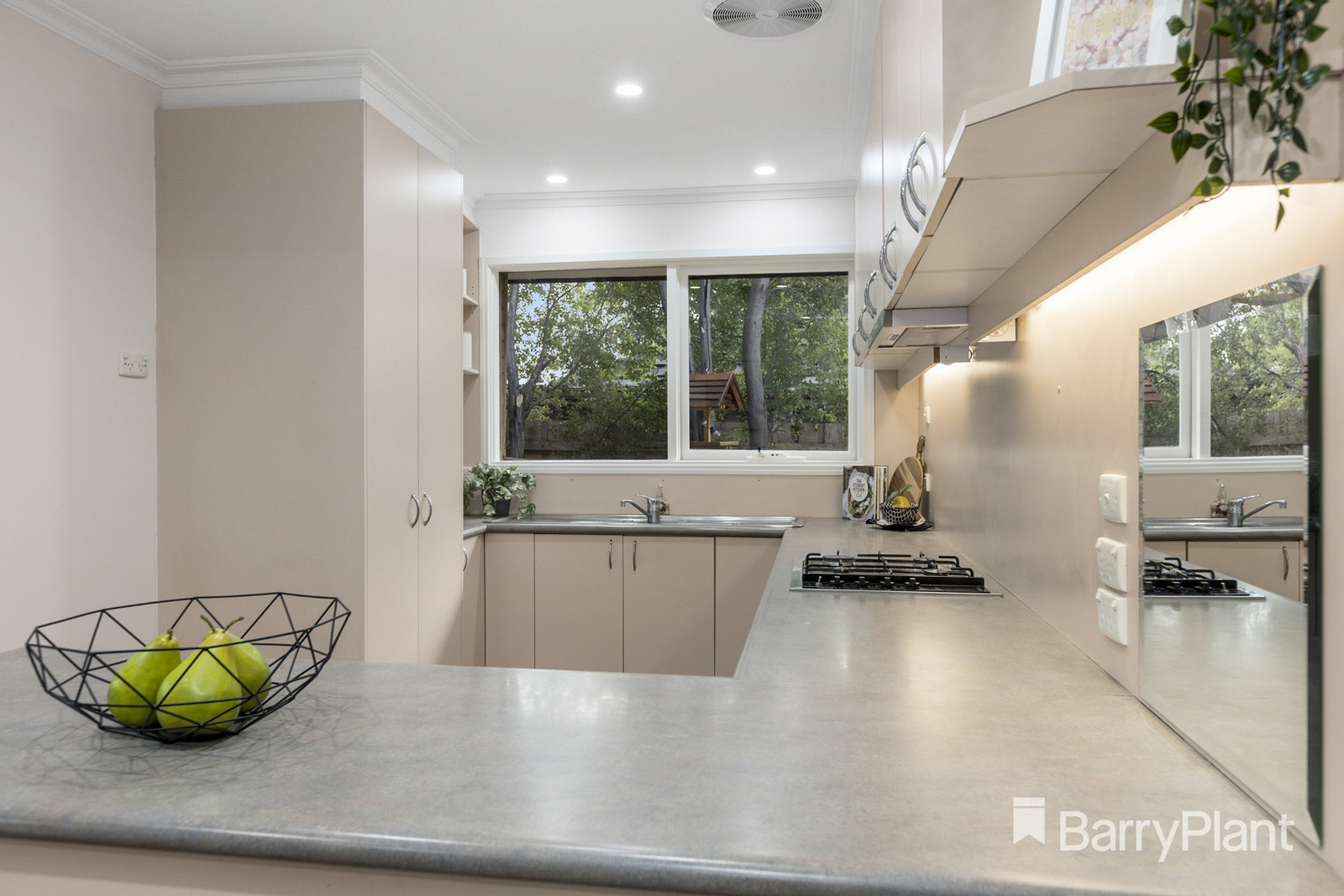 4 Netherby Avenue, Wheelers Hill, VIC 3150, Wheelers Hill - Thumbnail 4