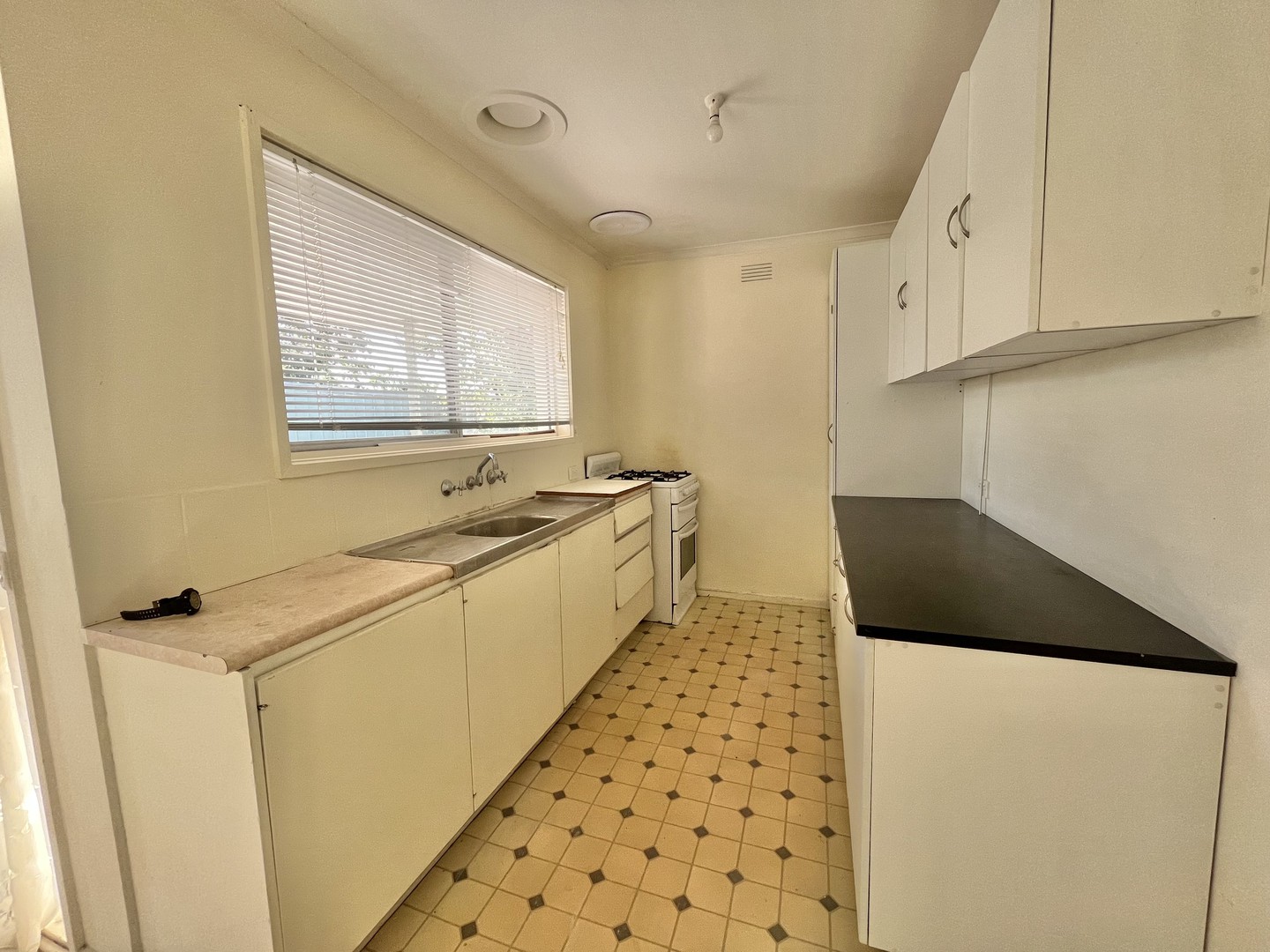 4 Nevada Avenue, Corio, VIC 3214, Corio - Thumbnail 3