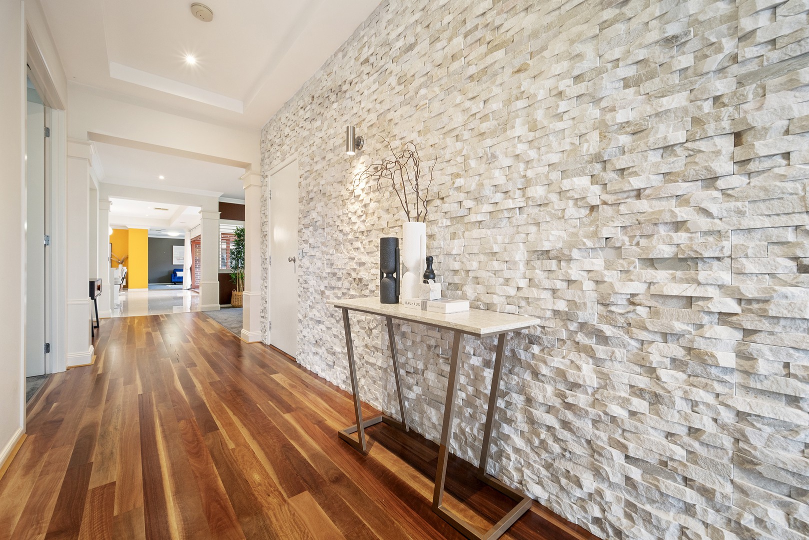 4 Nick Way, Keysborough, VIC 3173 - Thumbnail 2 - 21/02/2025