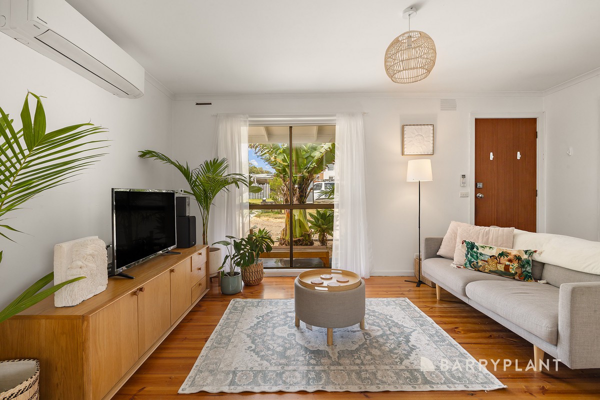 4 Nixon Street, Rosebud, VIC 3939, Rosebud - Thumbnail 2