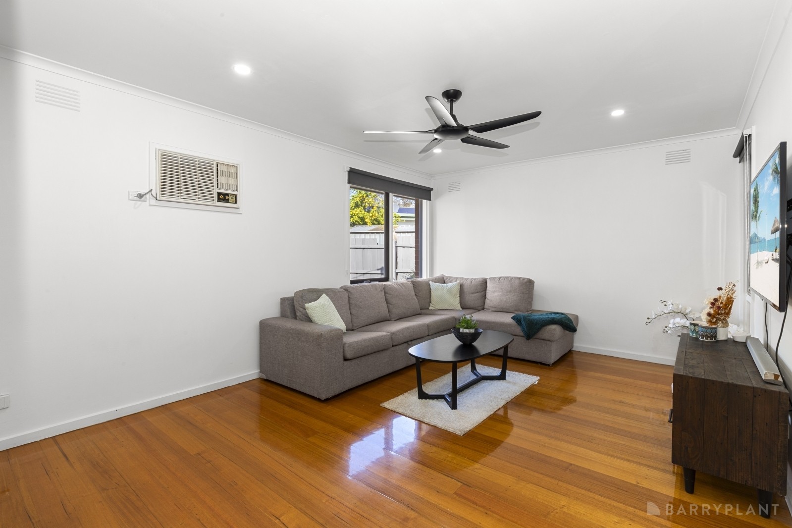 4 Noojee Court, Dandenong North, VIC 3175 - Thumbnail 2 - 01/05/2025