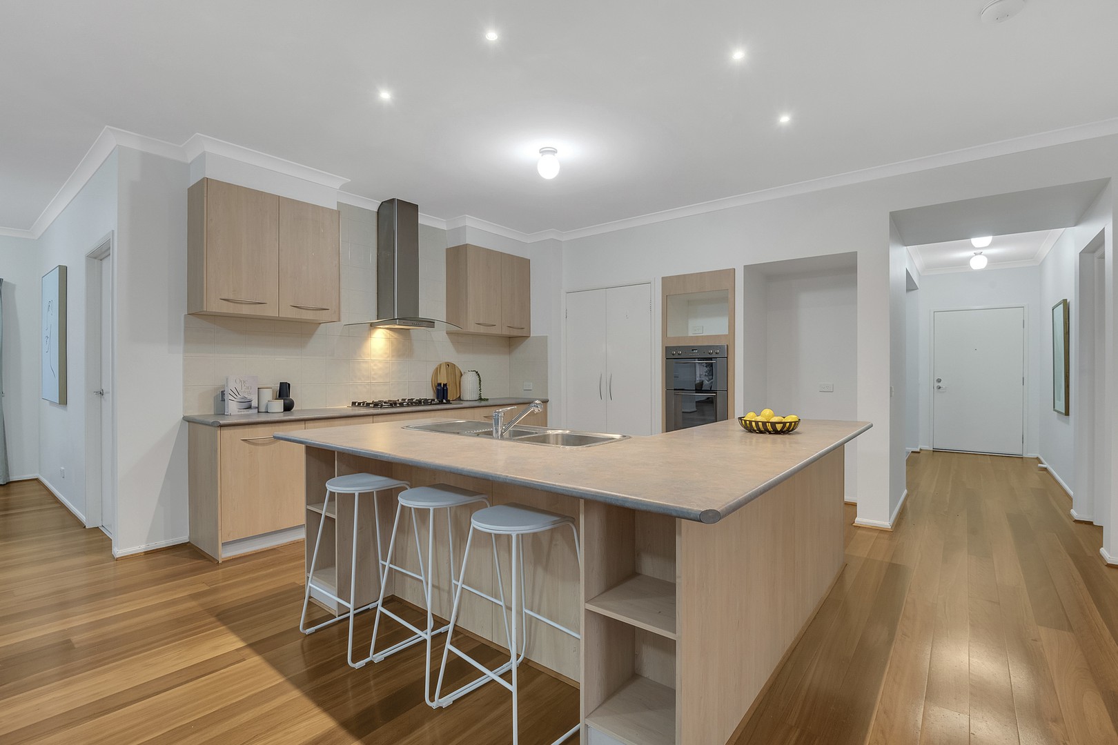 4 Northstead Way, Craigieburn, VIC 3064, Craigieburn - Thumbnail 2