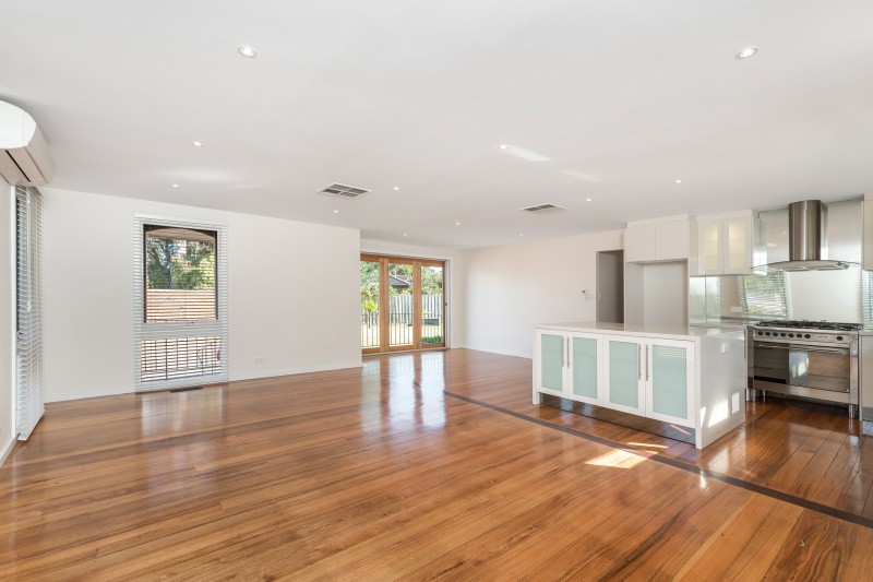 4 Oakbank Court, Wheelers Hill, VIC 3150 - Thumbnail 1 - 02/02/2022