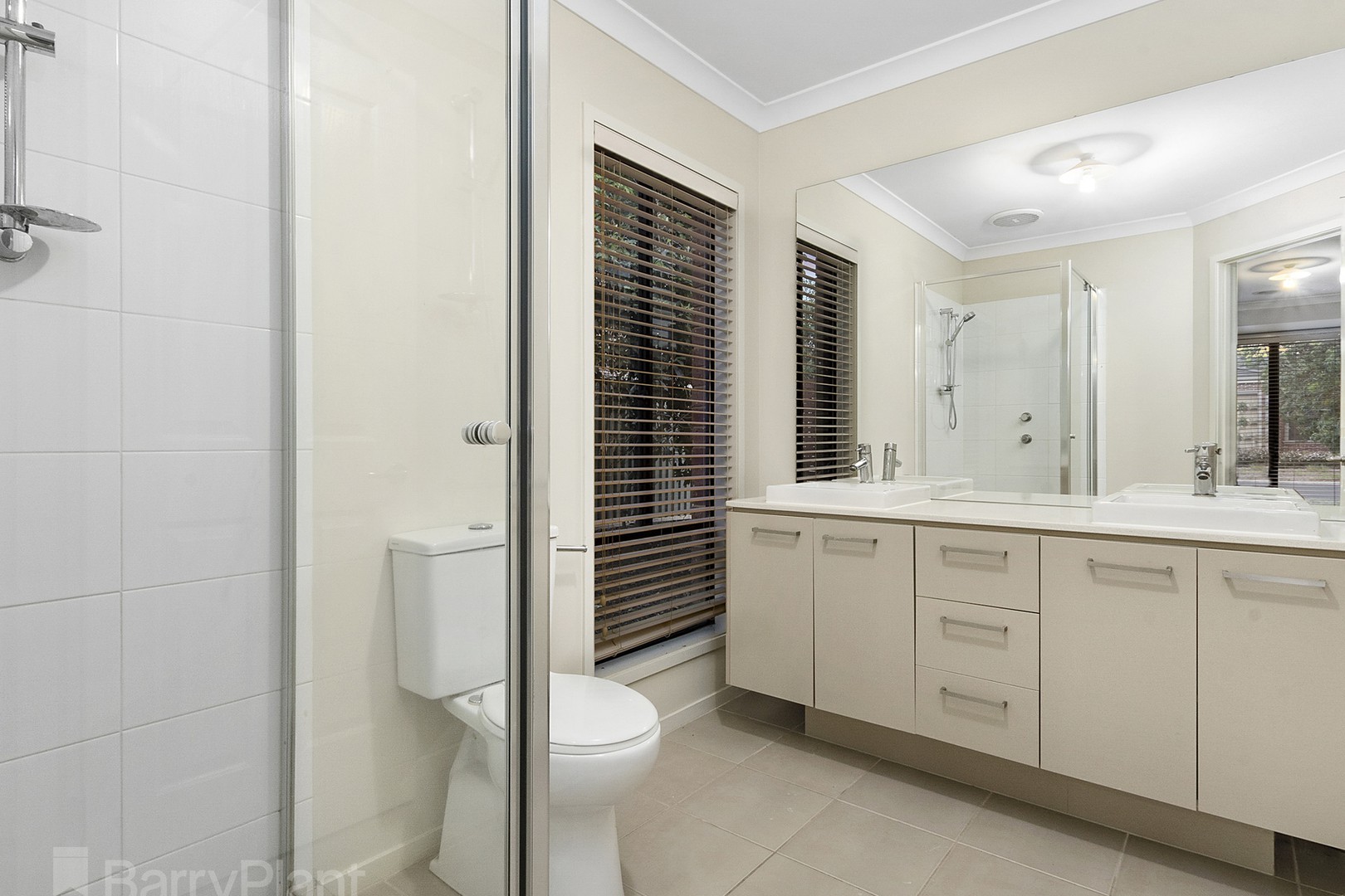 4 Oldfield Place, Point Cook, VIC 3030, Point Cook - Thumbnail 5