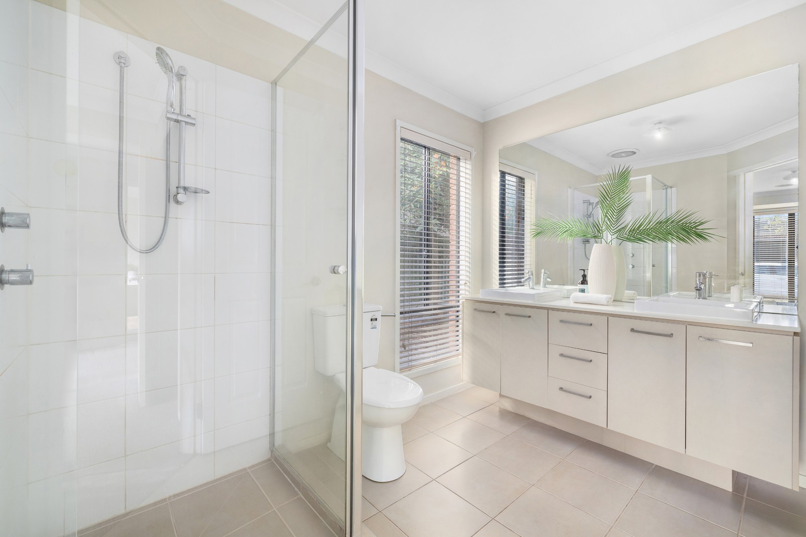 4 Oldfield Place, Point Cook, VIC 3030, Point Cook - Thumbnail 8