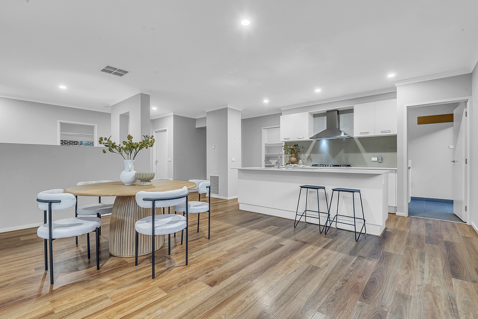 4 Oxbow Street, Mickleham, VIC 3064, Mickleham - Thumbnail 5