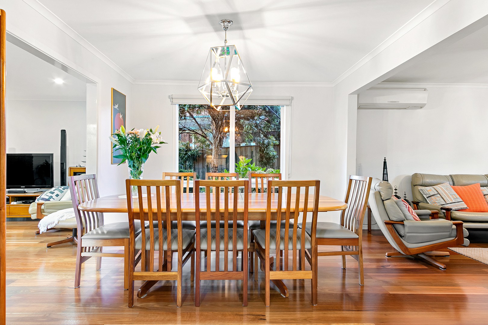 4 Pacific Close, Wantirna, VIC 3152, Wantirna - Thumbnail 2