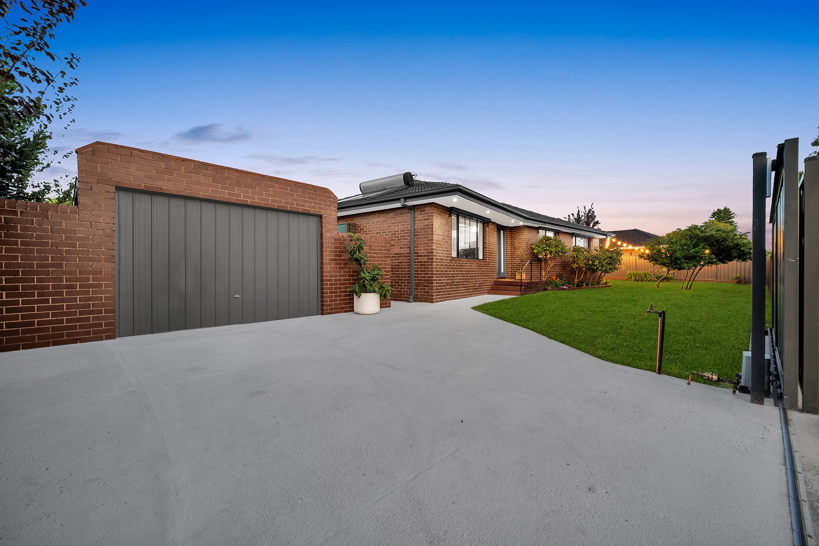 4 Page Close, Noble Park, VIC 3174 - Thumbnail 2 - 21/05/2026