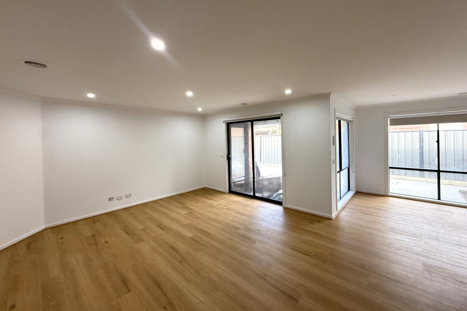 4 Palmer Parade, Derrimut, VIC 3026 - Thumbnail 2 - 26/11/2025