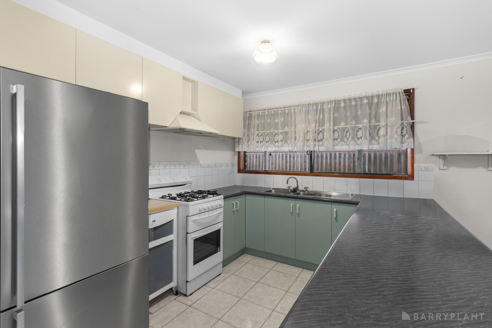 4 Pargeter Court, Pakenham, VIC 3810, Pakenham - Thumbnail 3