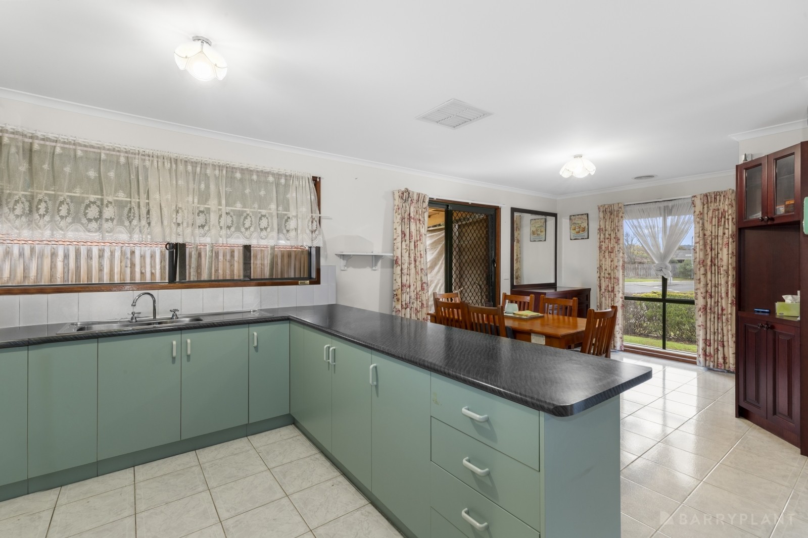 4 Pargeter Court, Pakenham, VIC 3810, Pakenham - Thumbnail 4