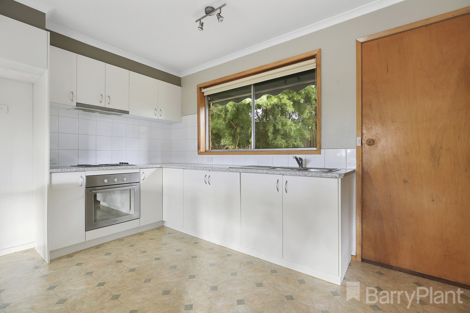 4 Park Street, Drouin, VIC 3818, Drouin - Thumbnail 6