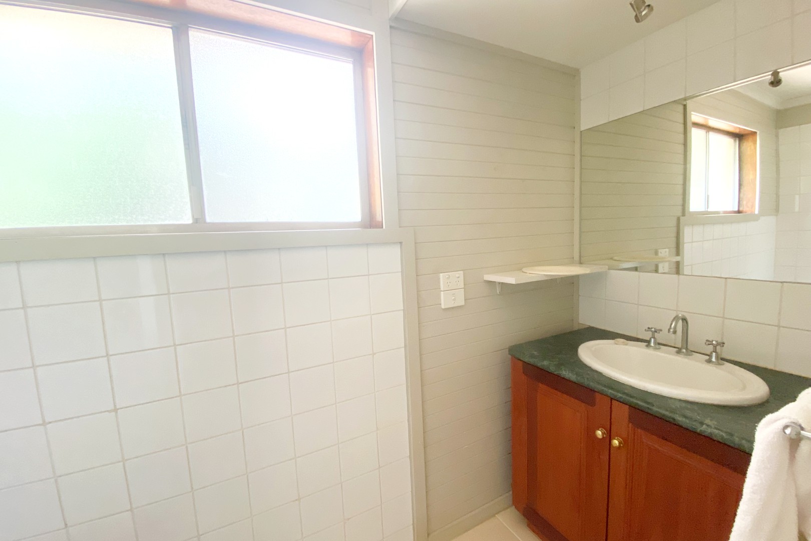 4 Park Street, Drouin, VIC 3818, Drouin - Thumbnail 7