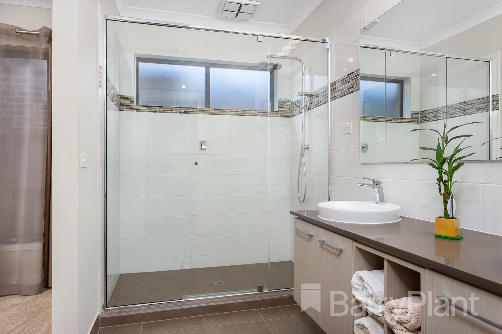 4 Parkstone Crescent, Point Cook, VIC 3030, Point Cook - Thumbnail 6