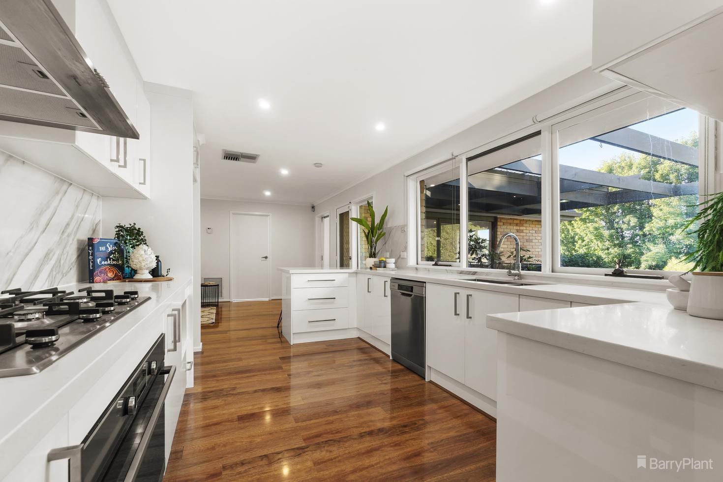 4 Parkville Place, Donvale, VIC 3111, Donvale - Thumbnail 6