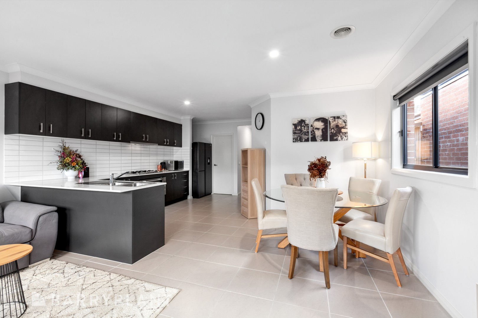 4 Pavonia Avenue, Wallan, VIC 3756, Wallan - Thumbnail 2