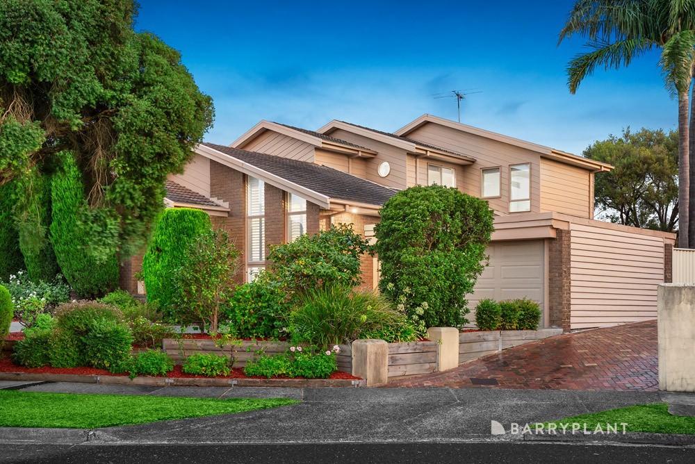 4 Peacock Close, Mill Park, VIC 3082 - Thumbnail 2 - 19/03/2025