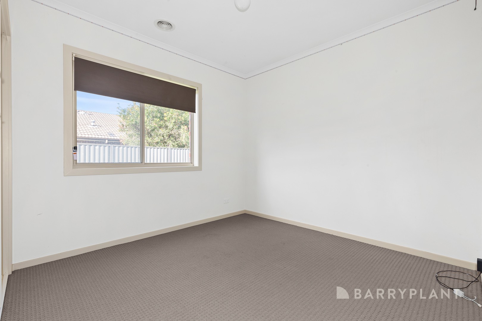 4 Persimmon Lane, Pakenham, VIC 3810, Pakenham - Thumbnail 5