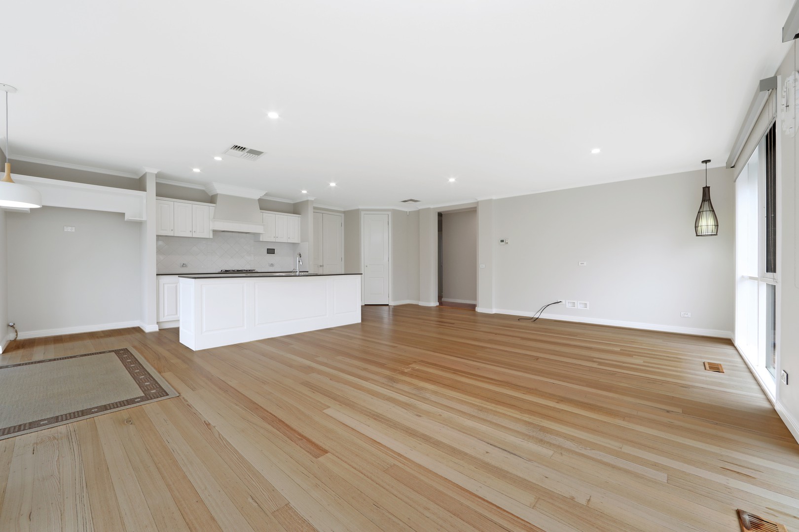 4 Pescara Place, Wantirna, VIC 3152, Wantirna - Thumbnail 2