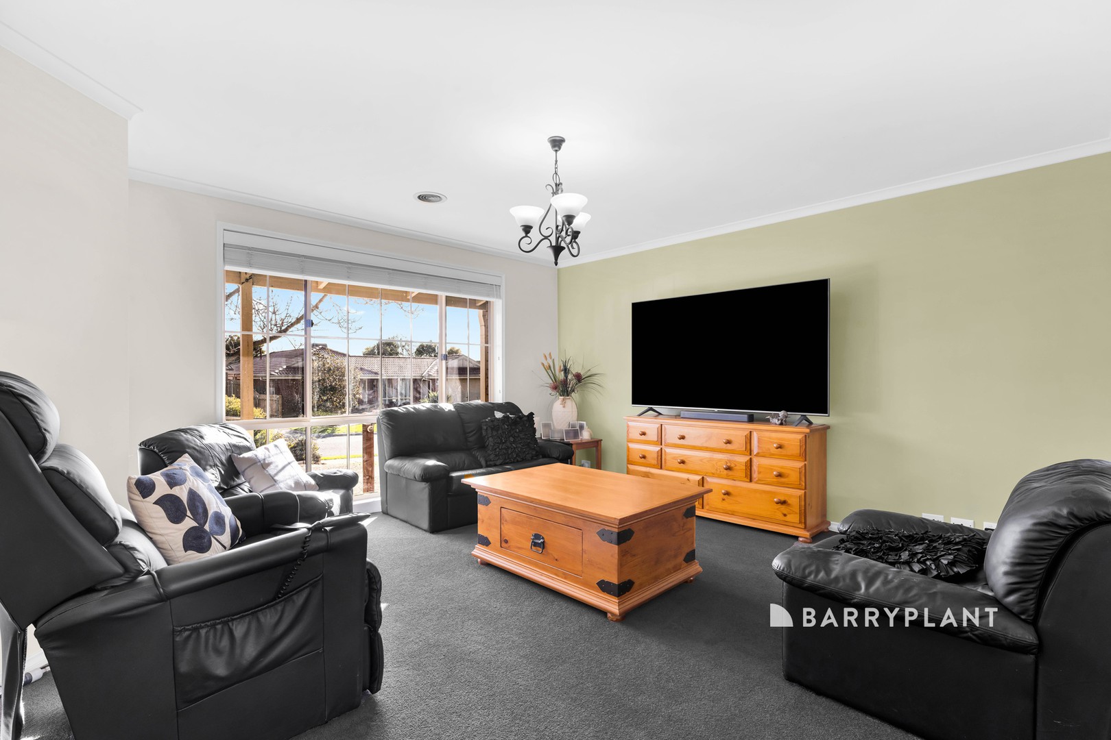 4 Peveril Court, Narre Warren, VIC 3805 - Thumbnail 2 - 29/07/2026