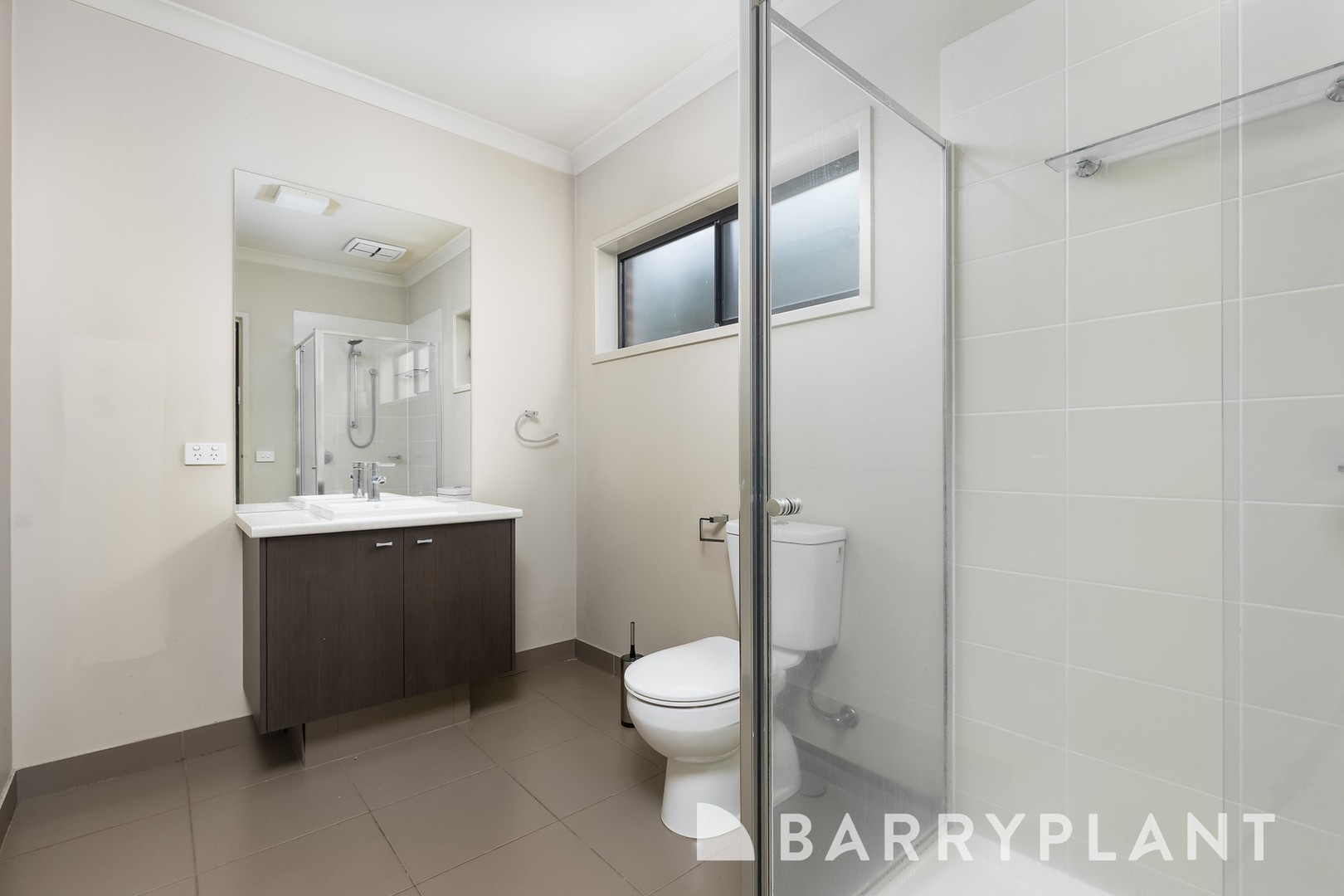 4 Pier Way, Point Cook, VIC 3030, Point Cook - Thumbnail 5