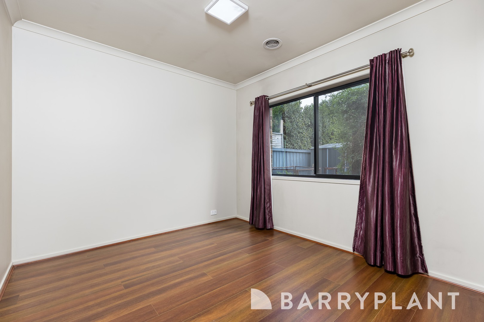 4 Pier Way, Point Cook, VIC 3030, Point Cook - Thumbnail 8
