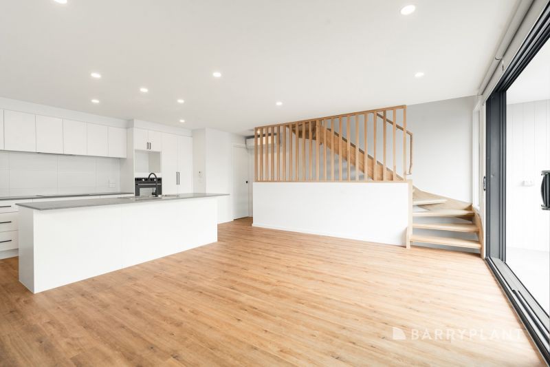 4 Piper Way, South Geelong, VIC 3220, South Geelong - Thumbnail 2