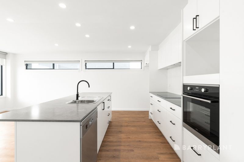 4 Piper Way, South Geelong, VIC 3220, South Geelong - Thumbnail 4