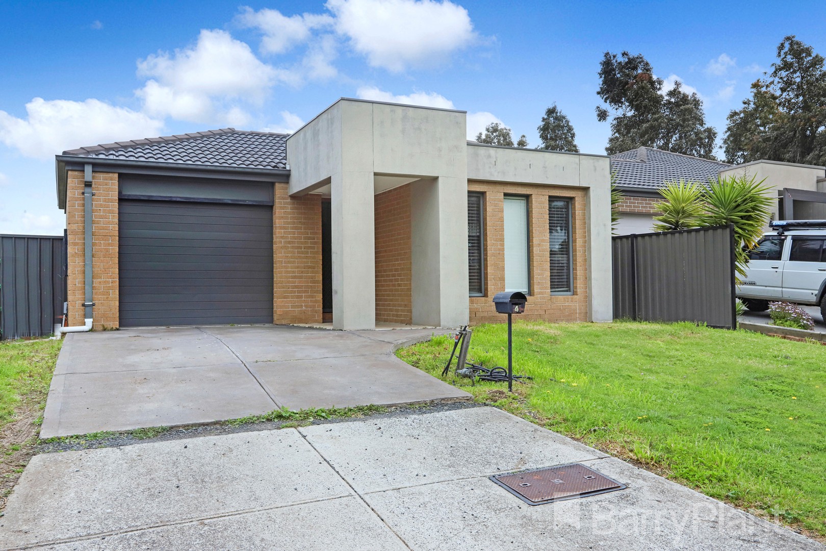 4 Pirianda Court, Greenvale, VIC 3059, Greenvale - Thumbnail 2