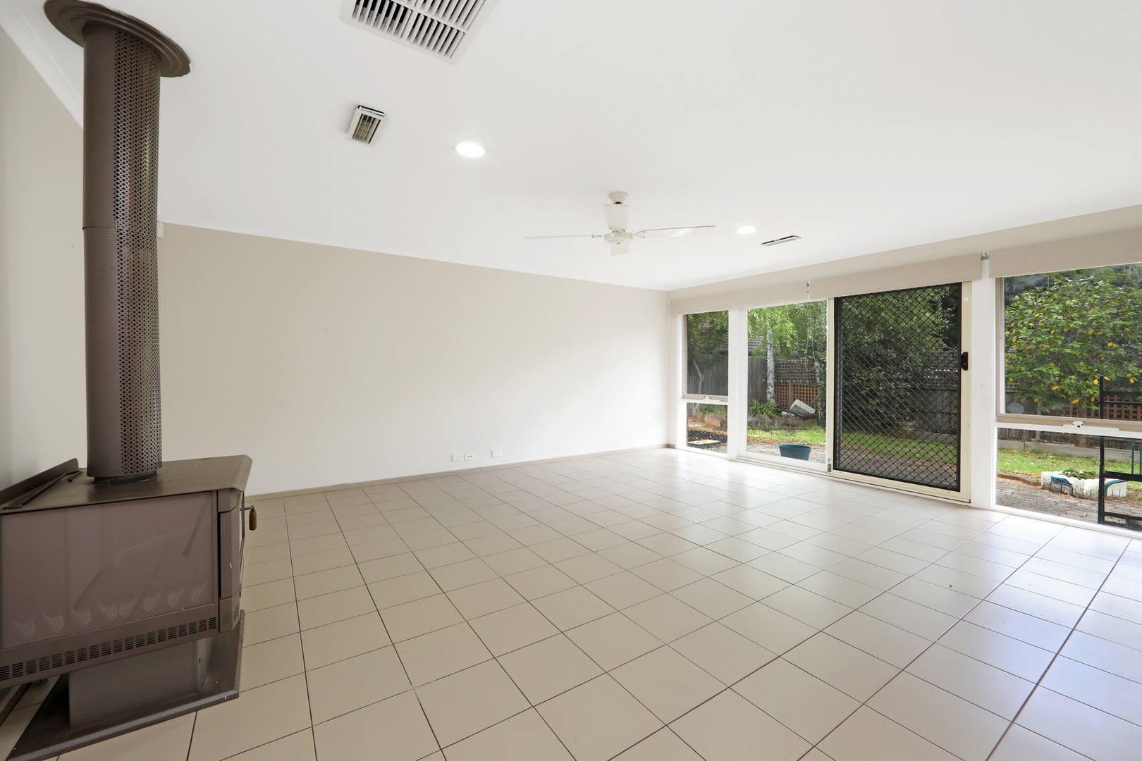 4 Pitfield Crescent, Rowville, VIC 3178, Rowville - Thumbnail 5