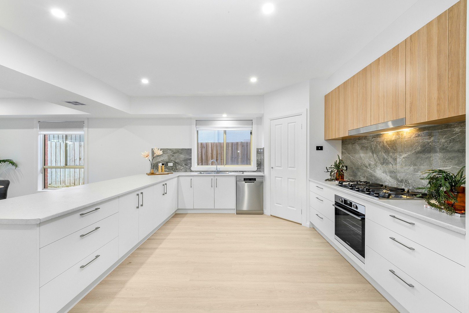4 Pratt Close, Taylors Lakes, VIC 3038, Taylors Lakes - Thumbnail 5