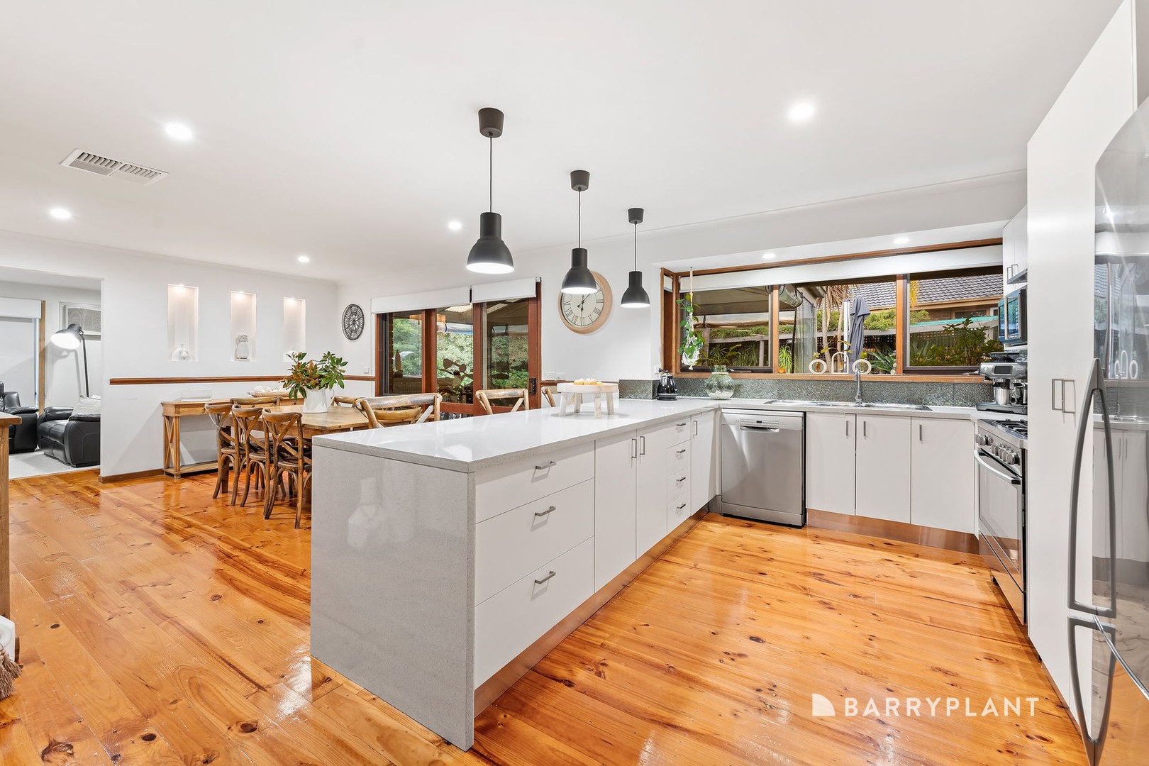 4 Priscilla Court, Wantirna, VIC 3152 - Thumbnail 2 - 31/03/2026