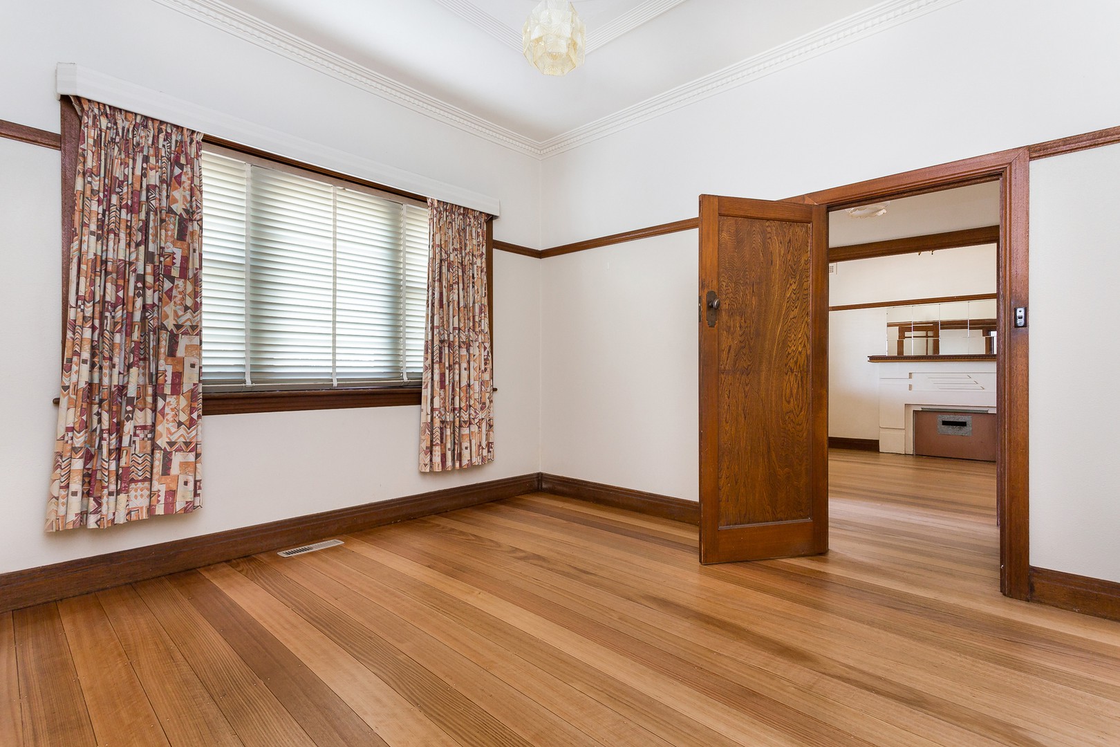 4 Prout Street, Ironbark, VIC 3550, Ironbark - Thumbnail 3